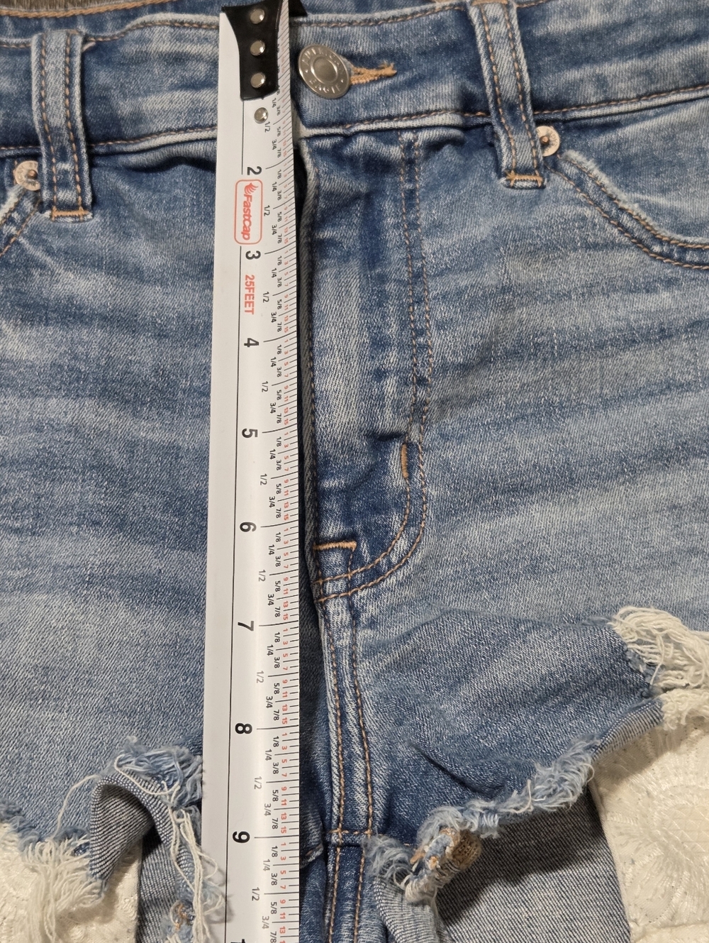 AE High Waisted Distressed Jean Shorts, Frayed Hems, PeekABoo Lace Pockets Sz 8 - Picture 2 of 4